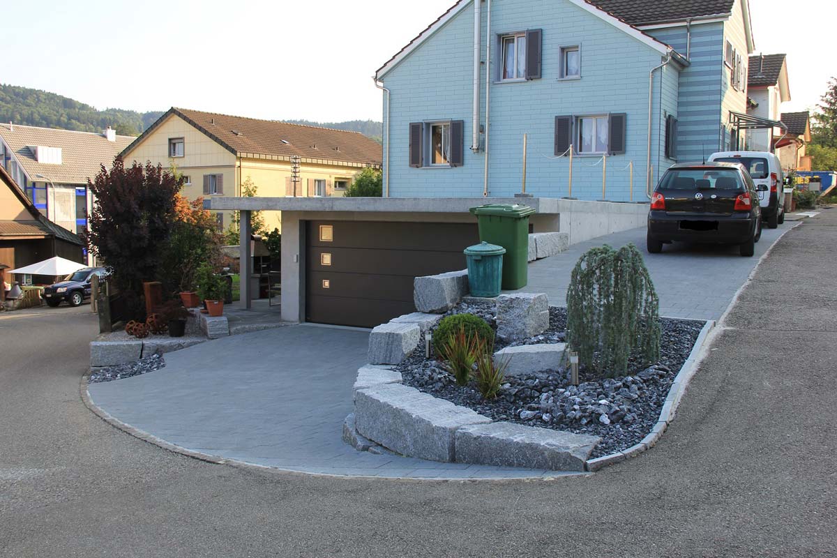 Garagenanbau mit integriertem Sitzplatz in Oberuzwil